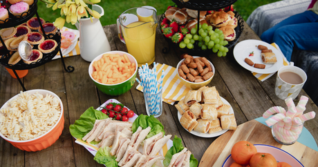 How to Throw a Garden Party